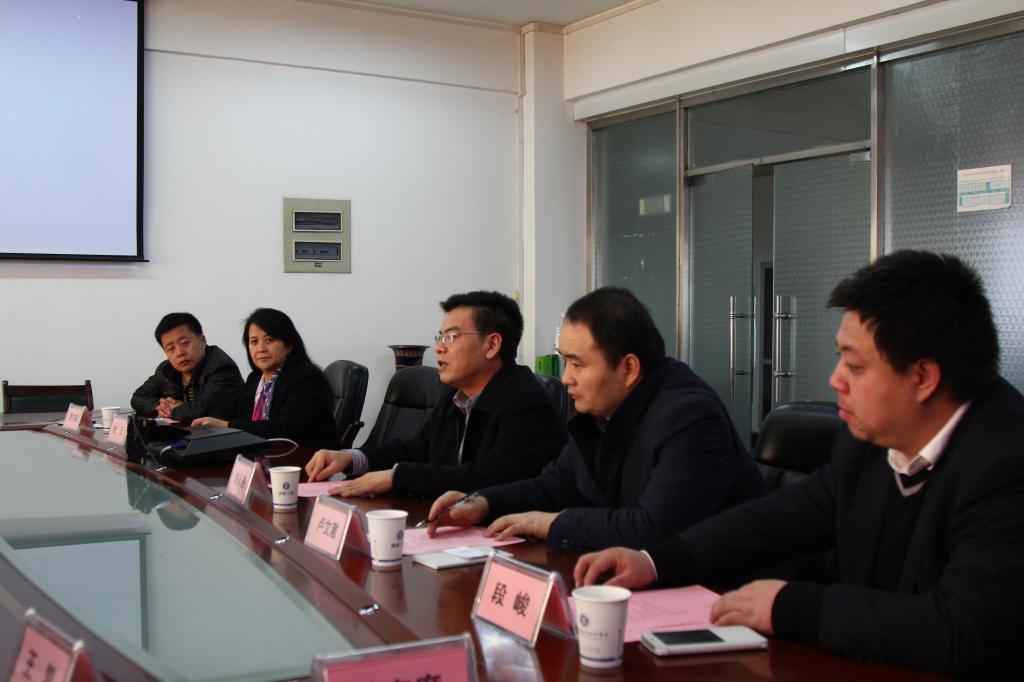 新蒲京官网党委副书记、副院长刘永亮,校企合作处、电气工程学院负责同志参加了签约仪式